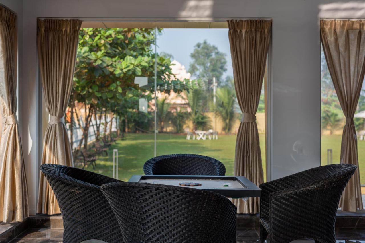 Paramount Riverfront Resort & Spa, 카르자트 외부 사진