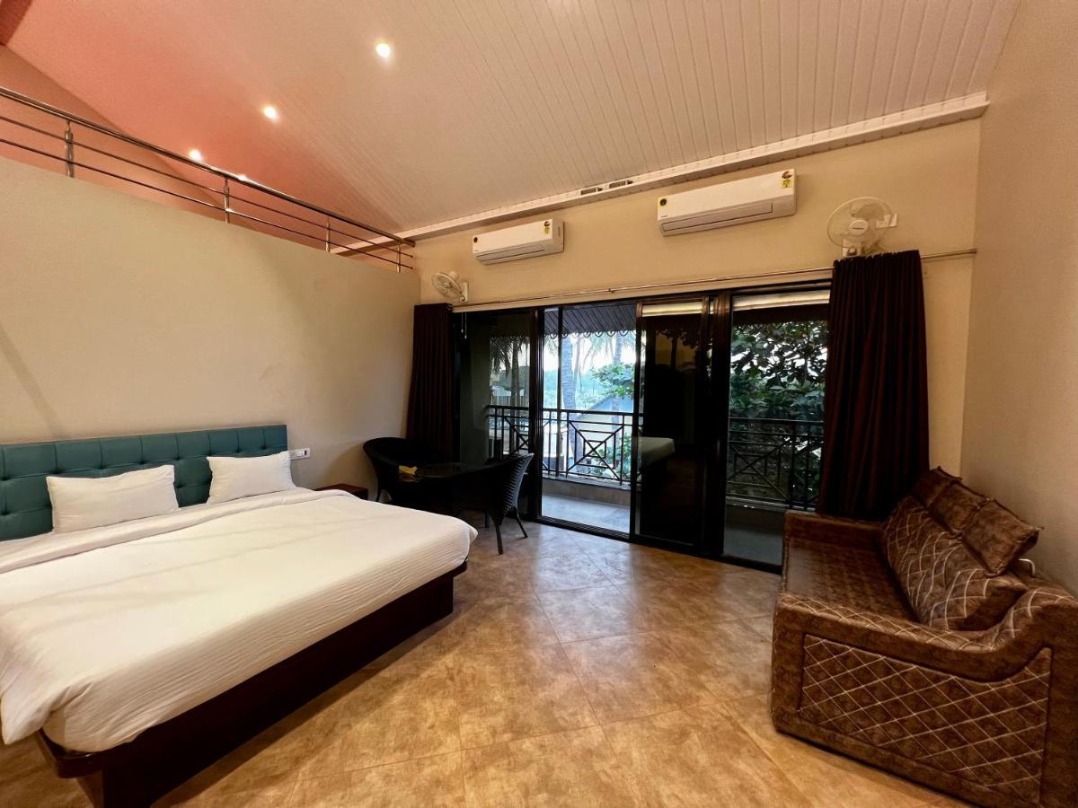 Paramount Riverfront Resort & Spa, 카르자트 외부 사진