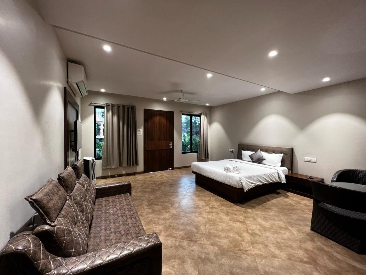 Paramount Riverfront Resort & Spa, 카르자트 외부 사진