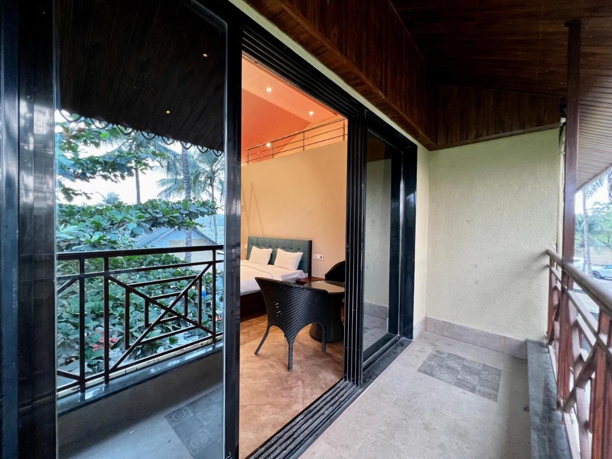 Paramount Riverfront Resort & Spa, 카르자트 외부 사진